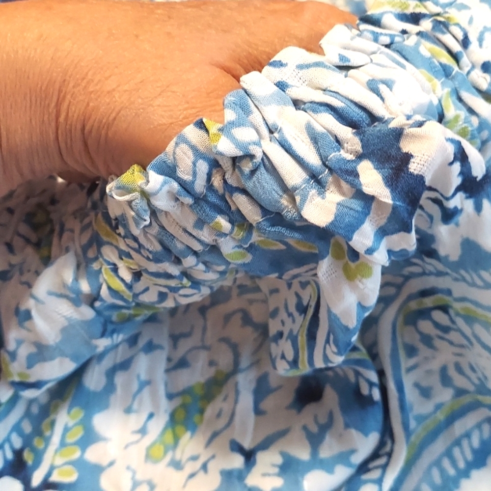 Christian Siriano Top, Size S, Floral, Blue / Green, Flutter Sleeve, Ruffle Neck - Picture 3 of 6
